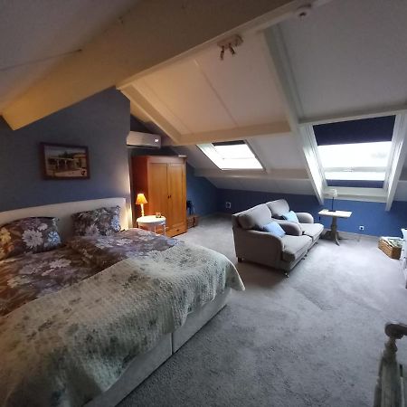 De Hagendoorn Bed & Breakfast Moorveld Bagian luar foto